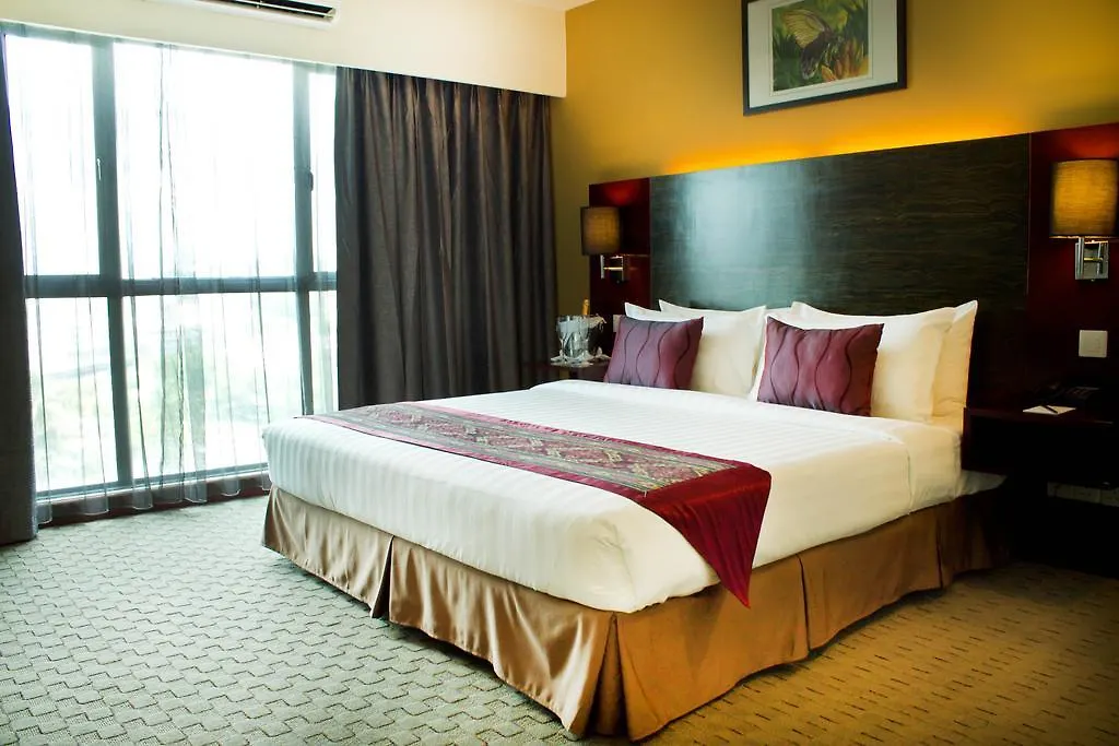 Ming Garden Hotel&Residences Kota Kinabalu 4*,